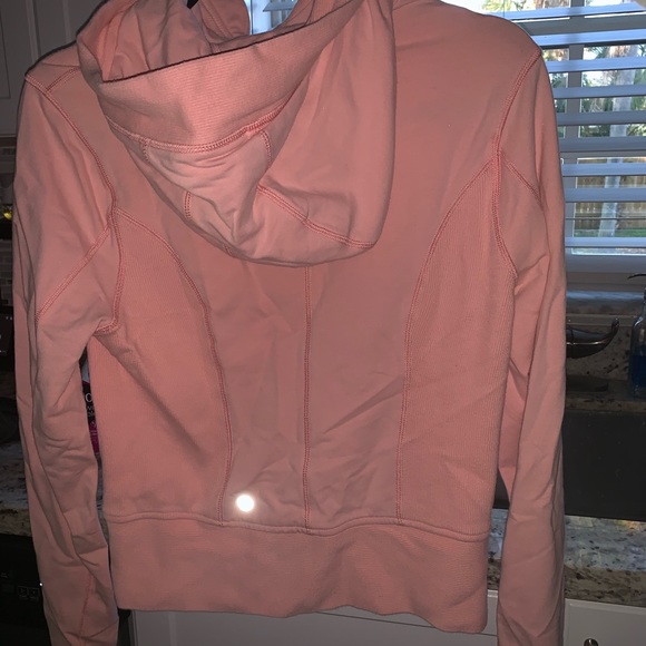 Lululemon jacket - Picture 2 of 3